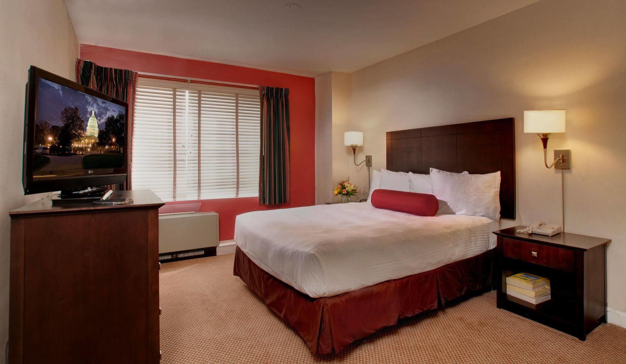 The Virginian Suites, Ascend Hotel Collection Arlington Zewnętrze zdjęcie